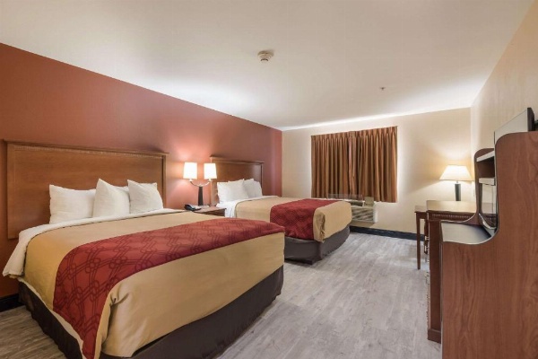 Econo Lodge Inn And Suites Little Rock image 14